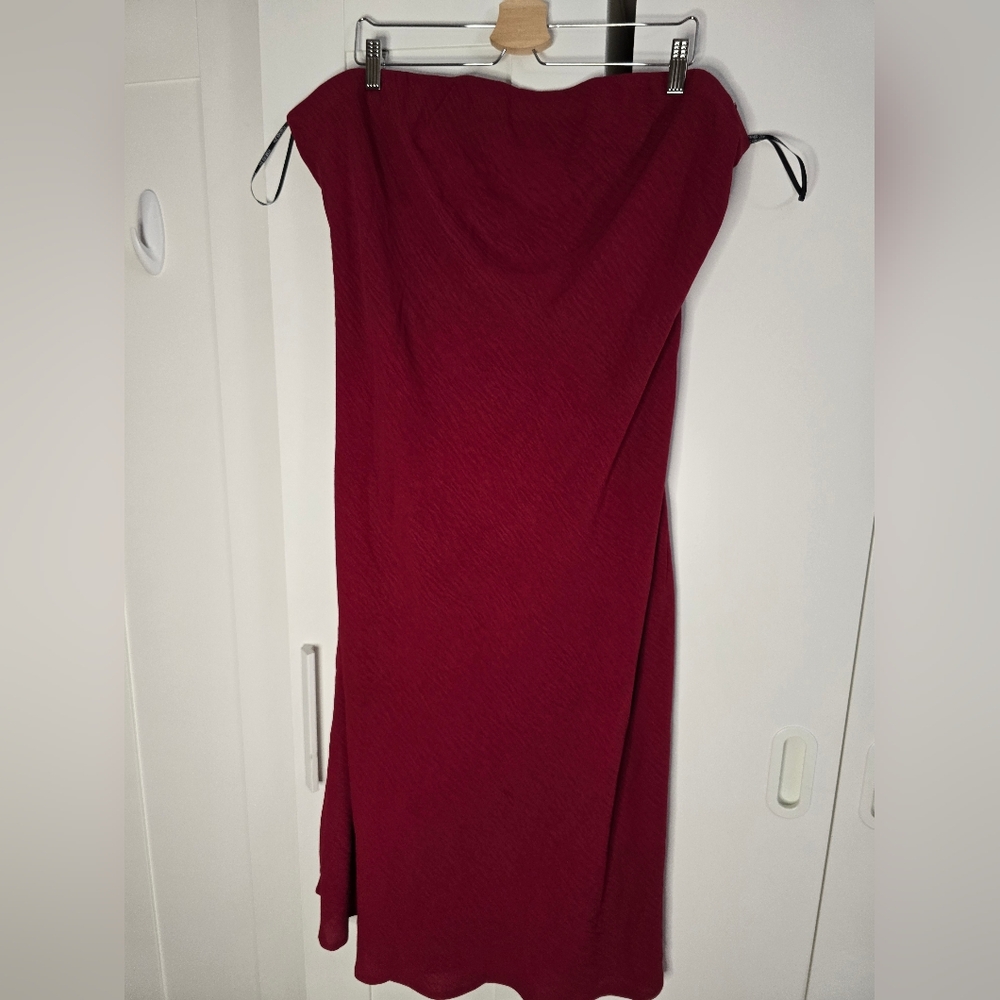 Forever 21 Strapless Red Dress